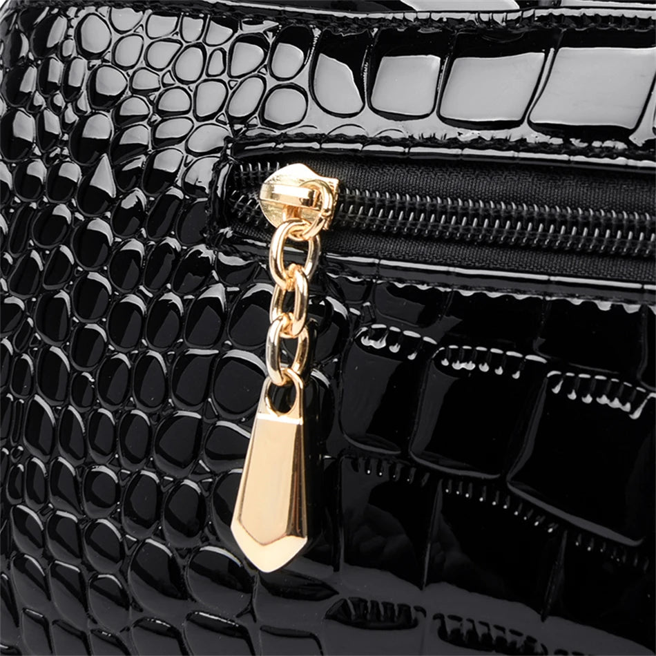 2-Layer Large Capacity Crocodile Pattern Boston Bag