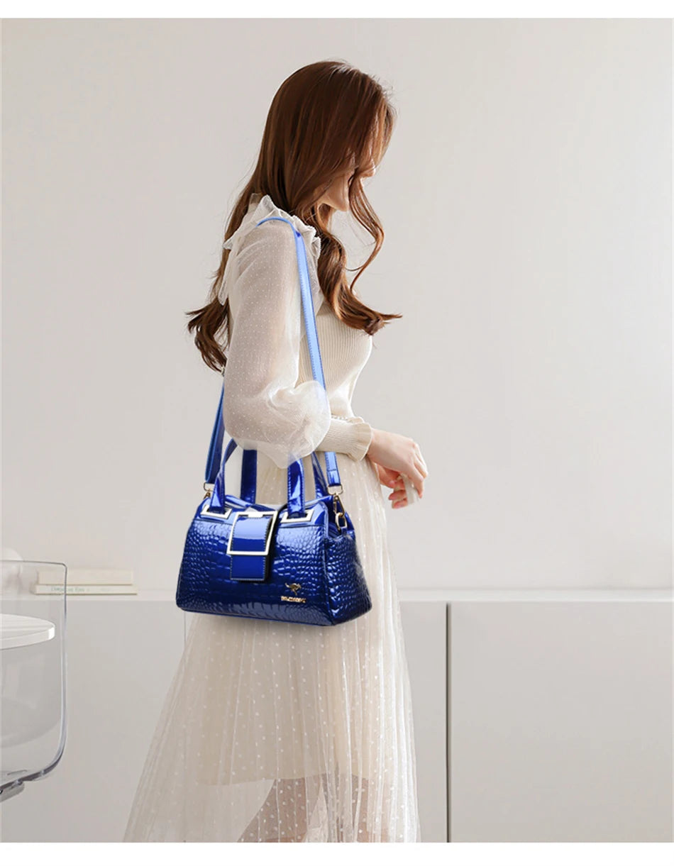 2-Layer Large Capacity Crocodile Pattern Boston Bag