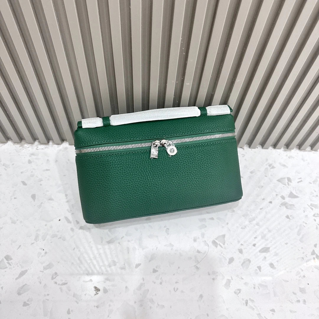 ew genuine leather  mobile phone handbag for women. Exclusive to women, with a luxurious design and compact and exquisite ap