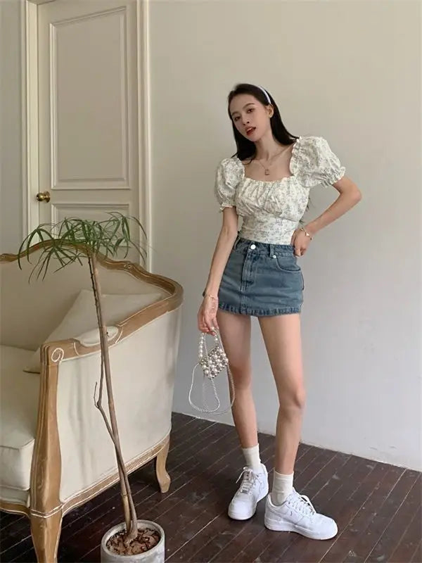 Floral Puff Sve Square Collar Crop Blouse
