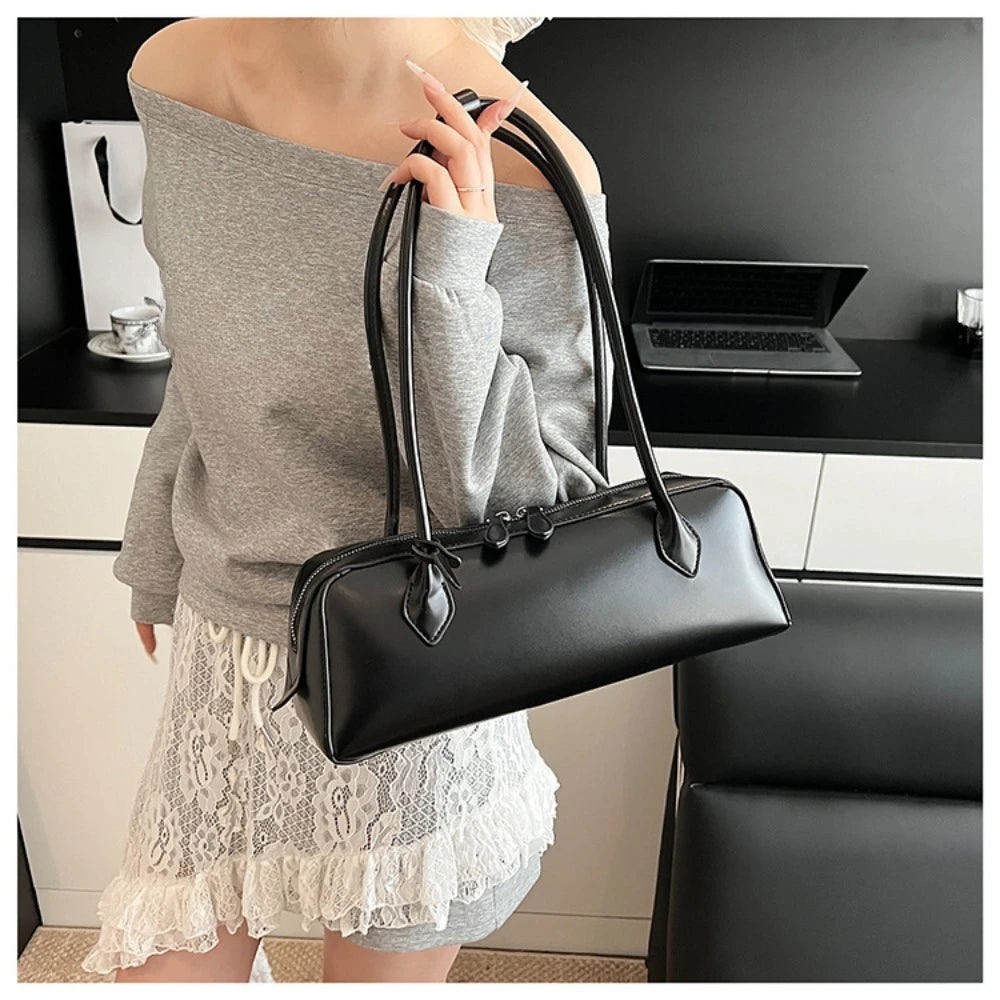 Long-Handle Baguette Retro Shoulder Tote