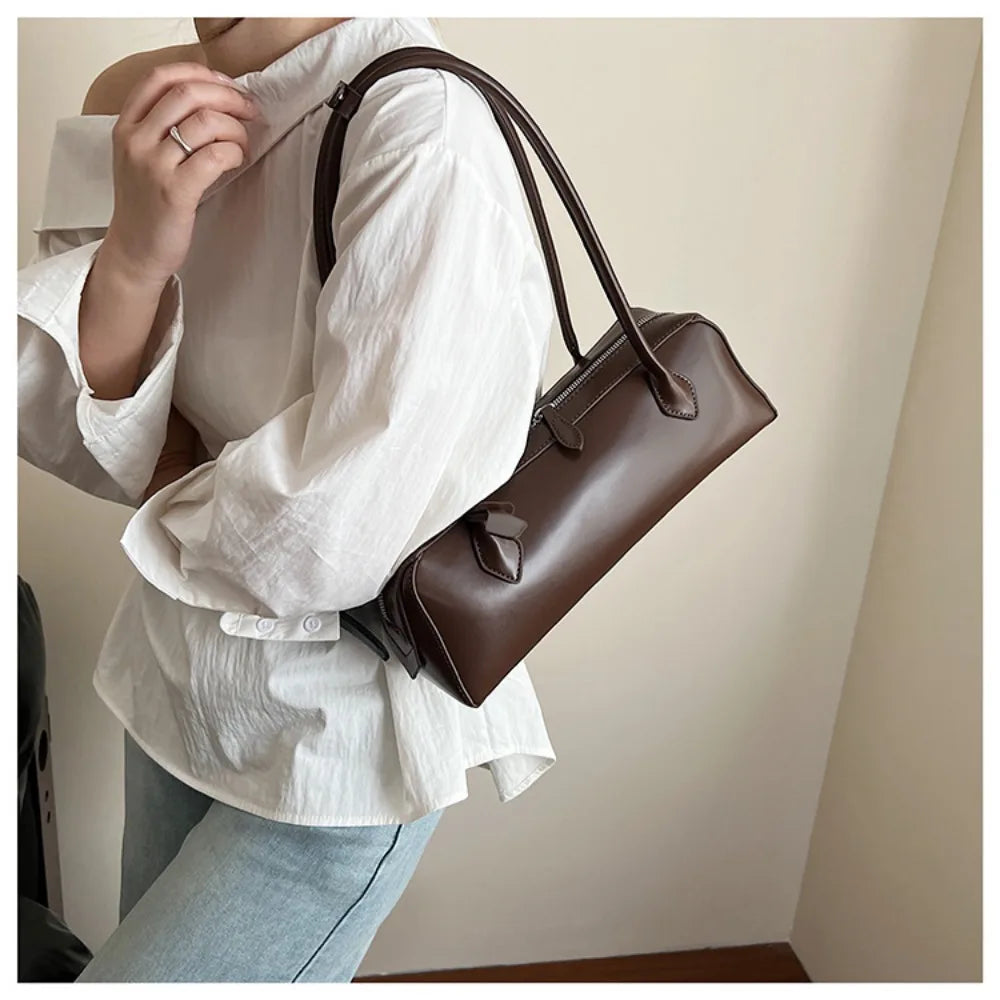 Long-Handle Baguette Retro Shoulder Tote