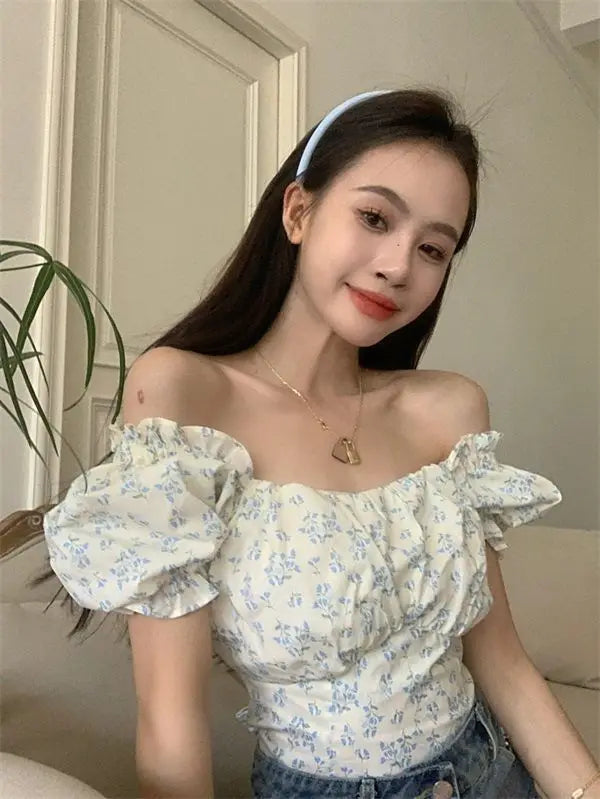 Floral Puff Sve Square Collar Crop Blouse
