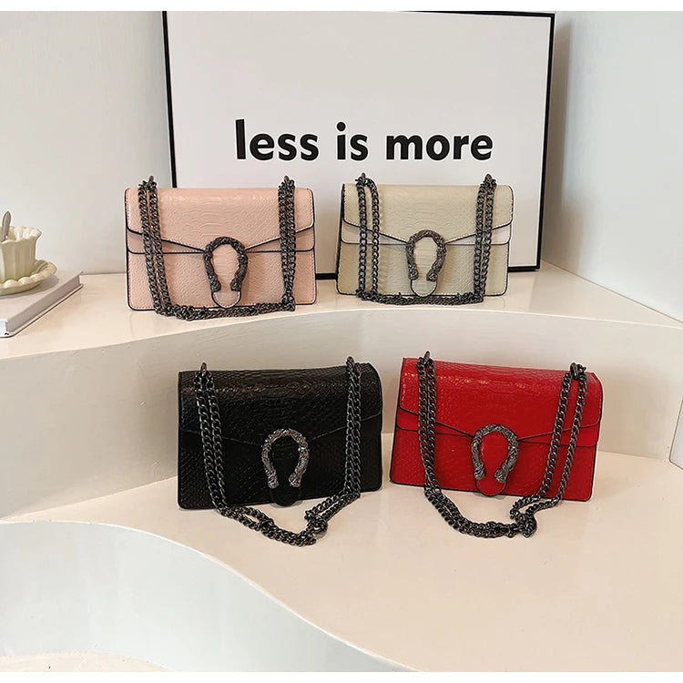 Retro Snake Pattern Chain Crossbody Bag