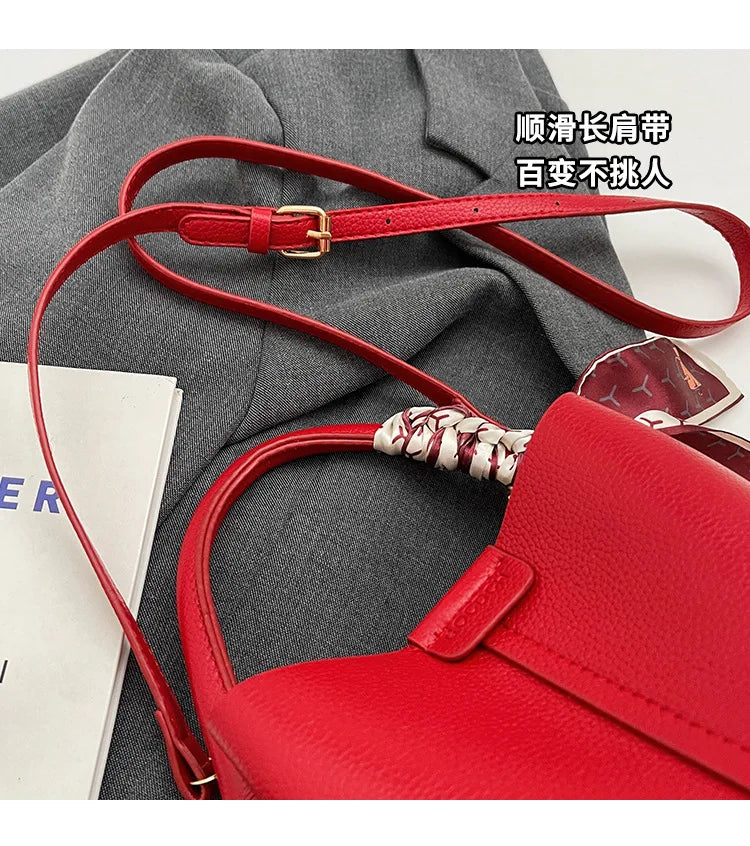 Crocodile Pattern Leather Handbag