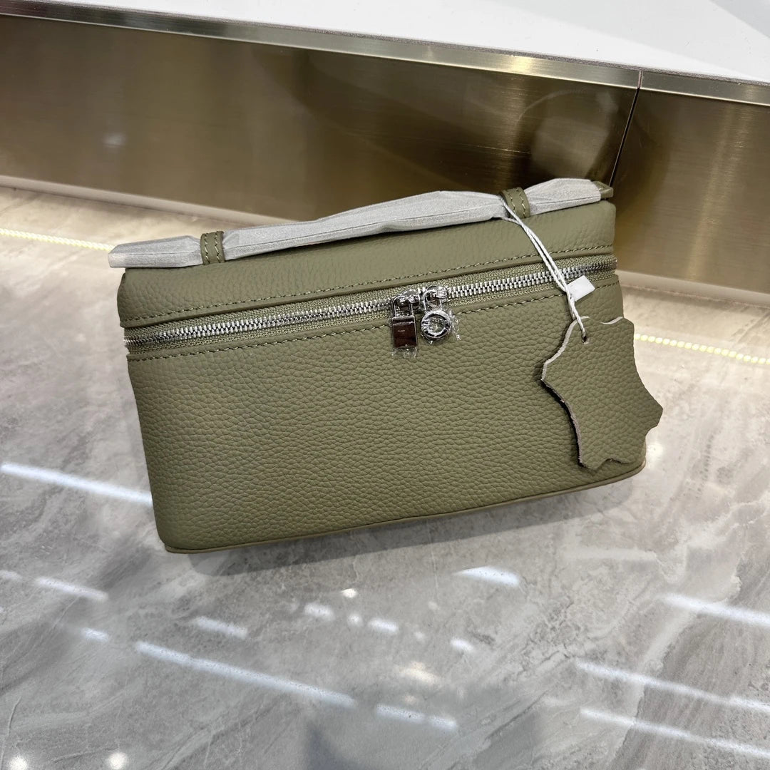 ew genuine leather  mobile phone handbag for women. Exclusive to women, with a luxurious design and compact and exquisite ap