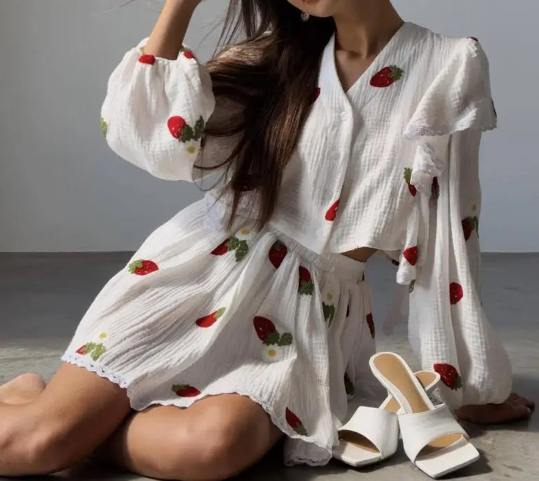 Ruffle Edge Long Sleeved Printed Shirt + Elastic Waist Short Skirt Set
