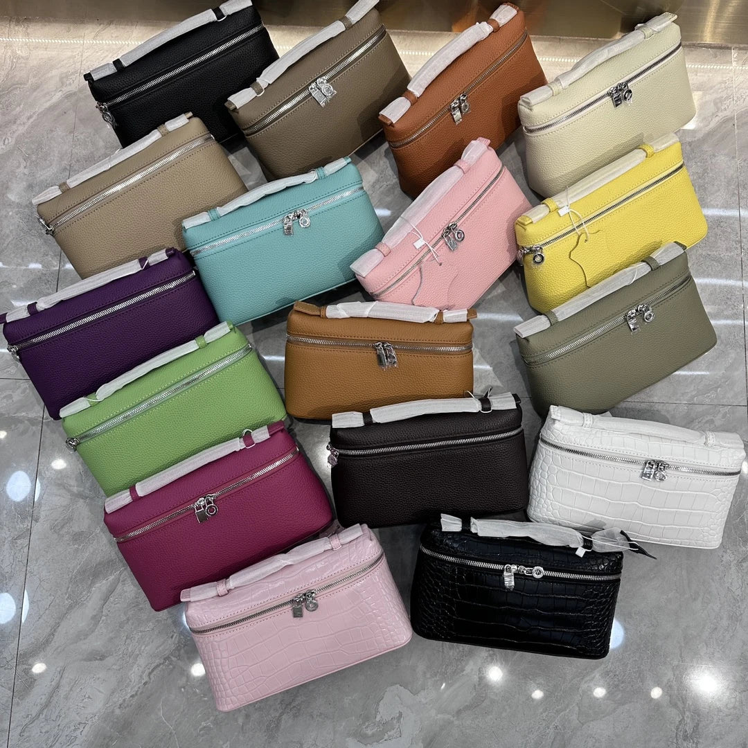 ew genuine leather  mobile phone handbag for women. Exclusive to women, with a luxurious design and compact and exquisite ap