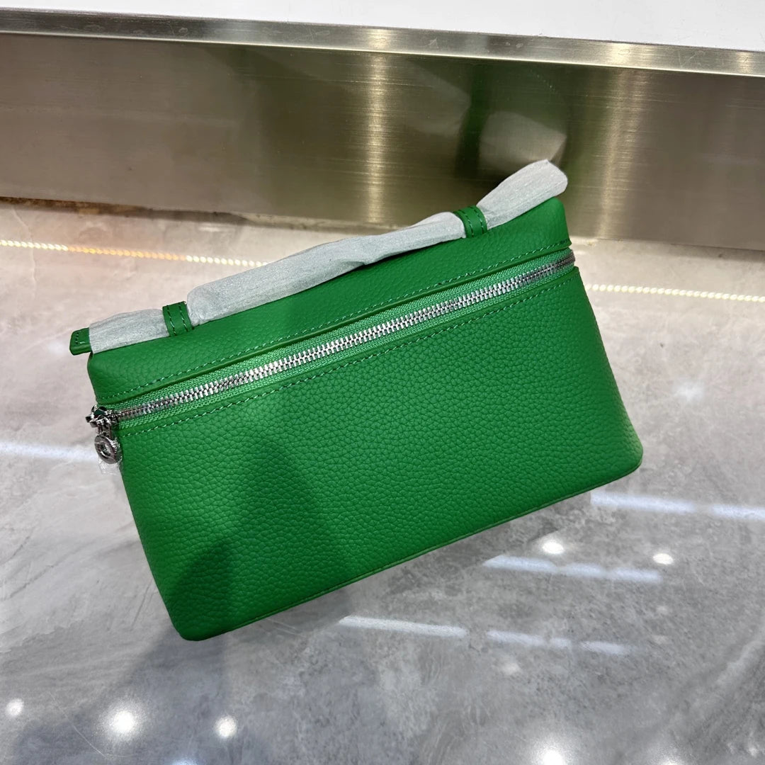 ew genuine leather  mobile phone handbag for women. Exclusive to women, with a luxurious design and compact and exquisite ap