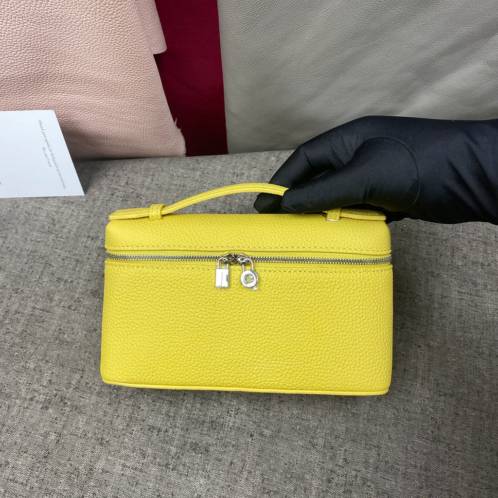 ew genuine leather  mobile phone handbag for women. Exclusive to women, with a luxurious design and compact and exquisite ap