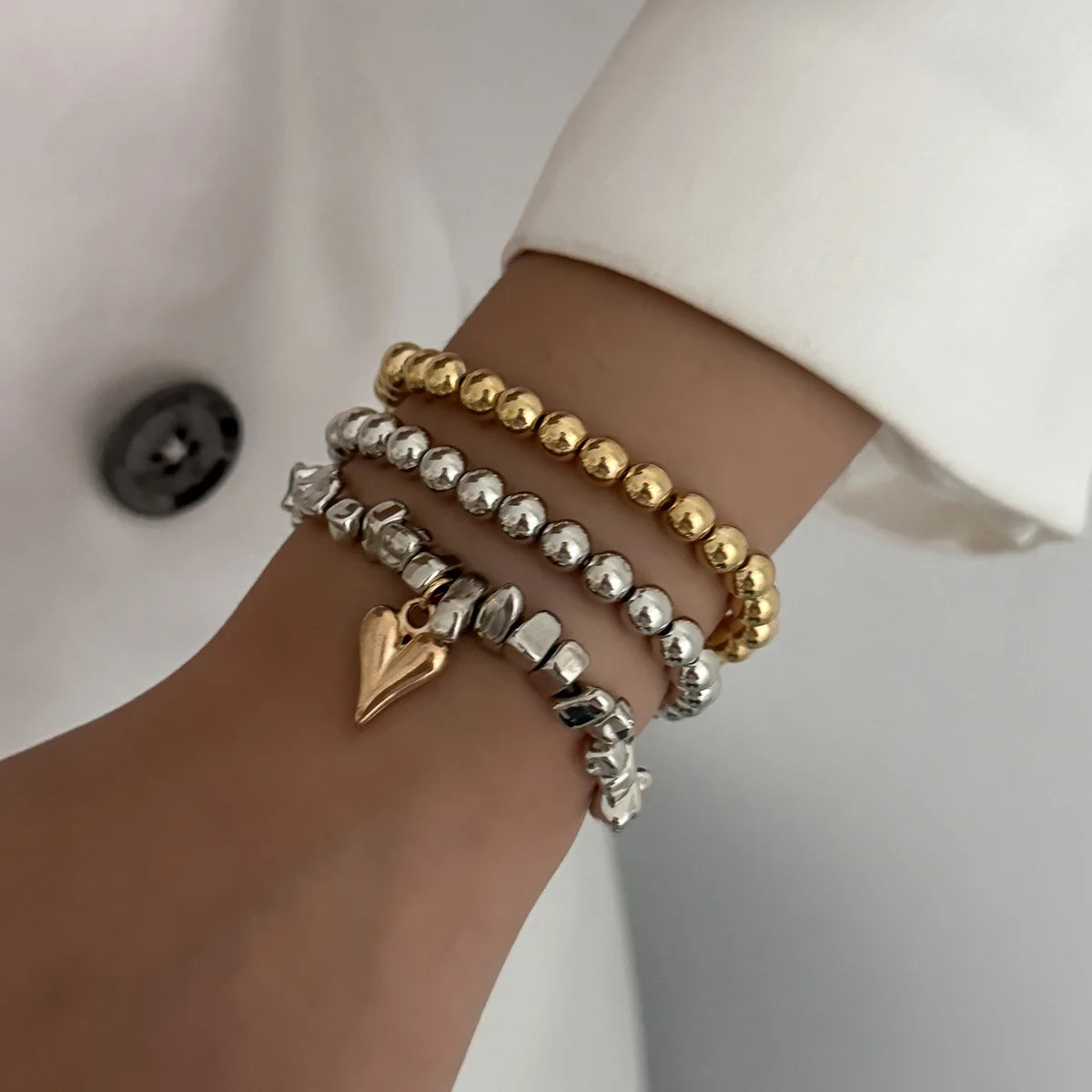 Retro Pearl Bead Bracelet | Multi-Layer Heart Pendant Elastic Bracelet for Women