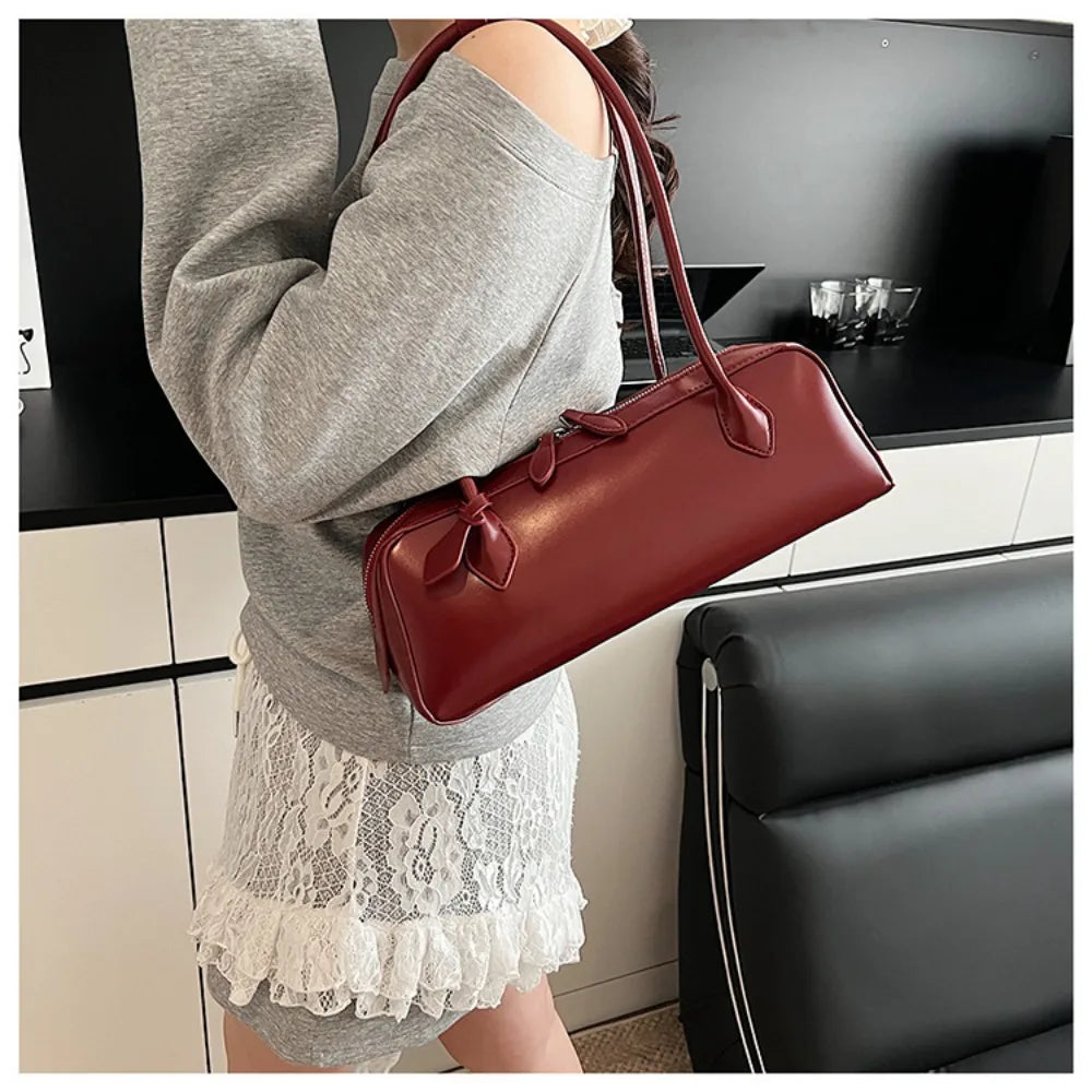 Long-Handle Baguette Retro Shoulder Tote