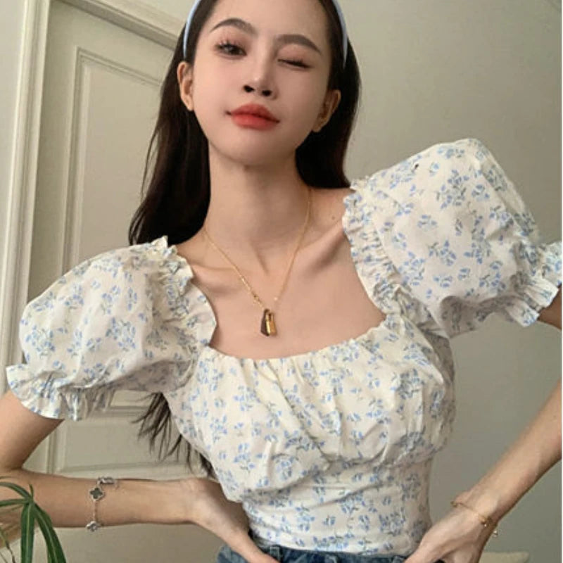 Floral Puff Sve Square Collar Crop Blouse