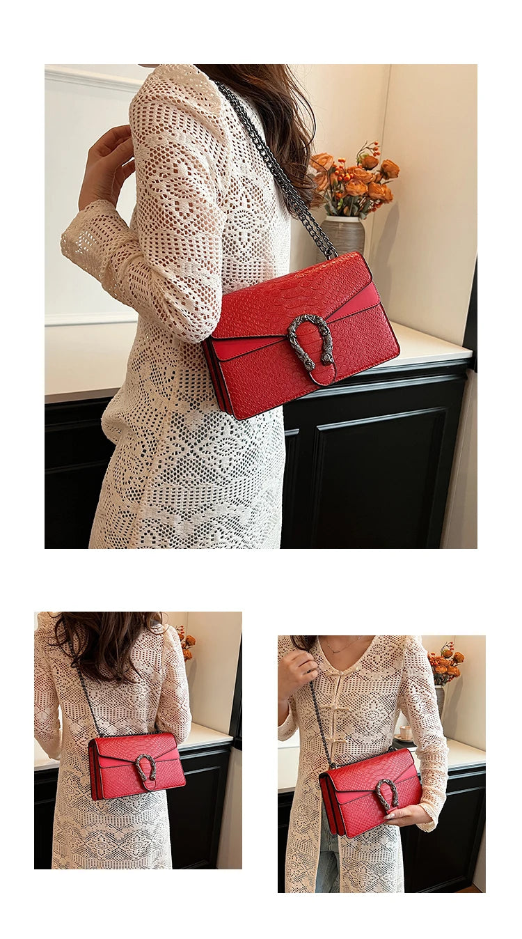 Retro Snake Pattern Chain Crossbody Bag